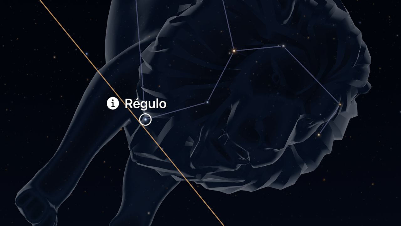 Regulus brightest star of Leo identified in the Sickle asterism with Sky Guide app - ASTRONOMIKA TV